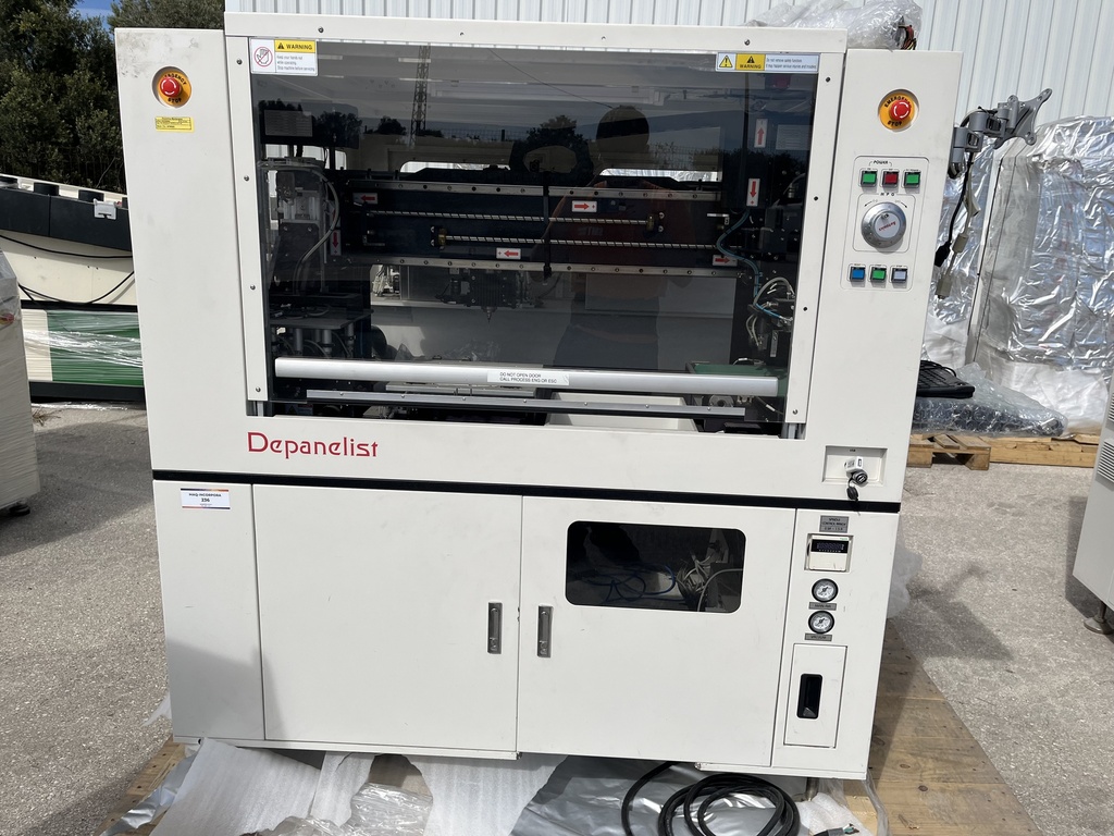 PCB Depaneling Router in-line model: iDPL-S / 1 head (Single table) SMT RIS1-130307-01