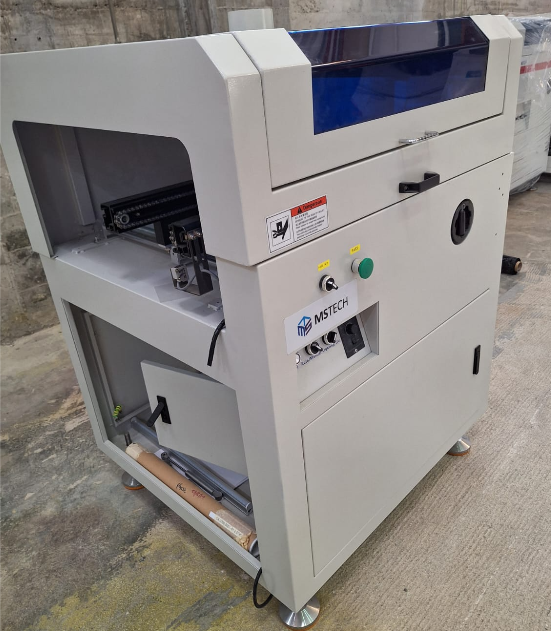 Curing Conveyor model: CC-900 MSTECH AT021043