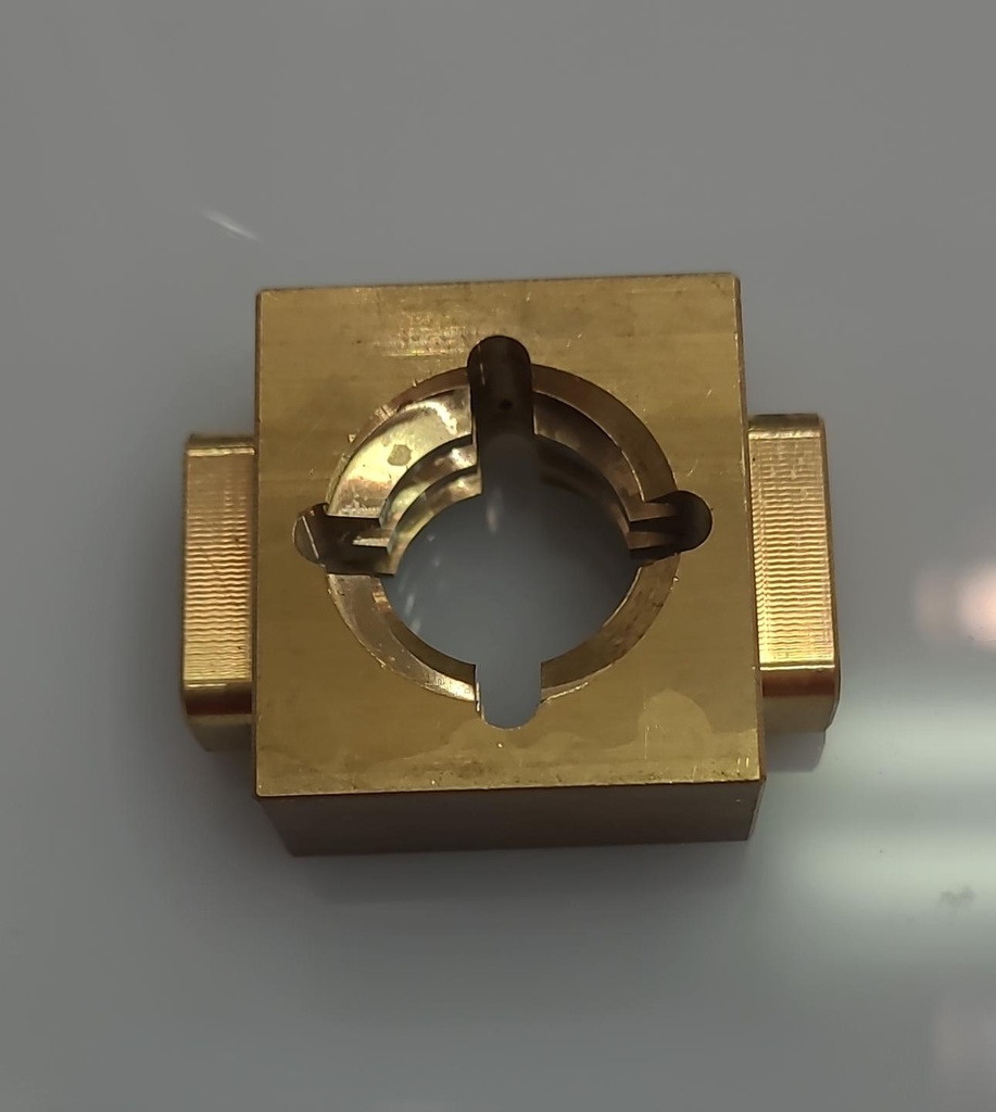 Threaded plate PCB